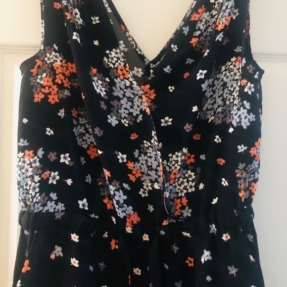 Loft Floral Jumpsuit XS - Picture 4 of 5